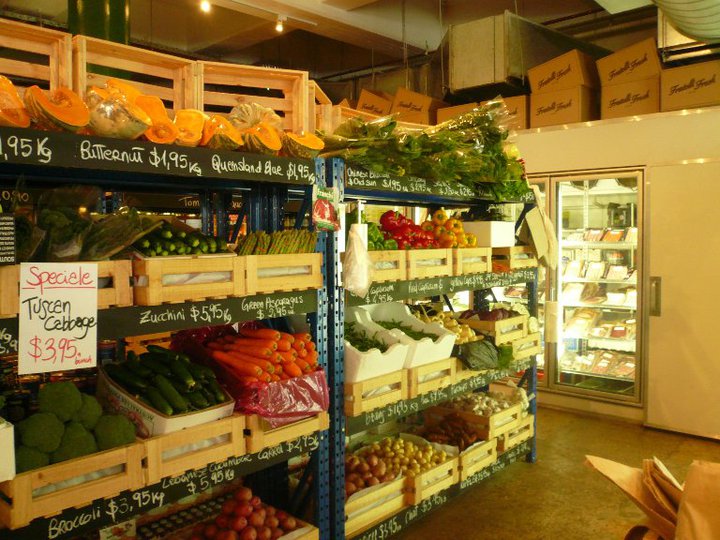 37460_716835154687_1563237_n