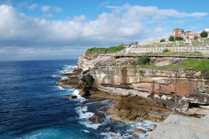 37460_716835184627_3686785_n